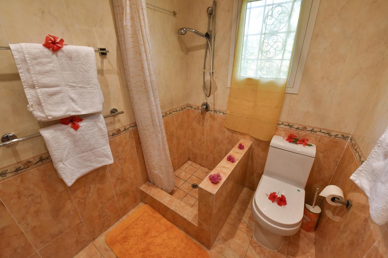 Jessies Guest House Seychelles Beau Vallon  Eksteriør billede